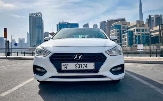 HYUNDAI ACCENT - image 2