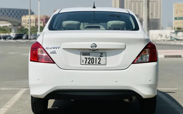 NISSAN SUNNY - image 4