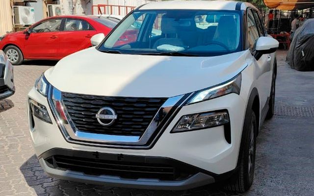 NISSAN XTRAIL 2021 - image 2