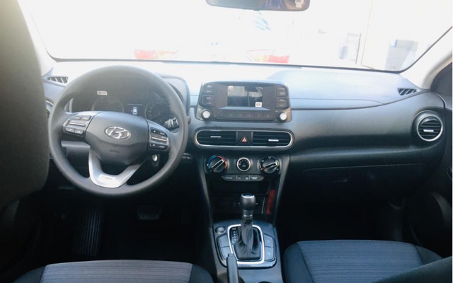 Hyundai Kona - image 3