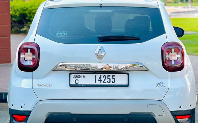 RENAULT DUSTER - image 4
