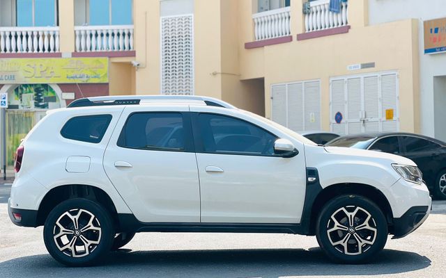 RENAULT DUSTER - image 3