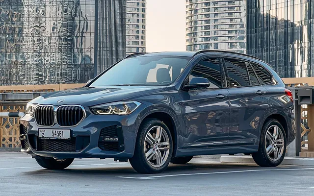 BMW X1 - image 2