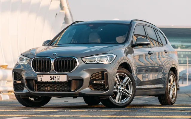 BMW X1 - image 1