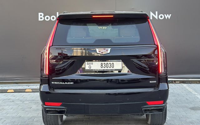 CADILLAC ESCALADE - image 3