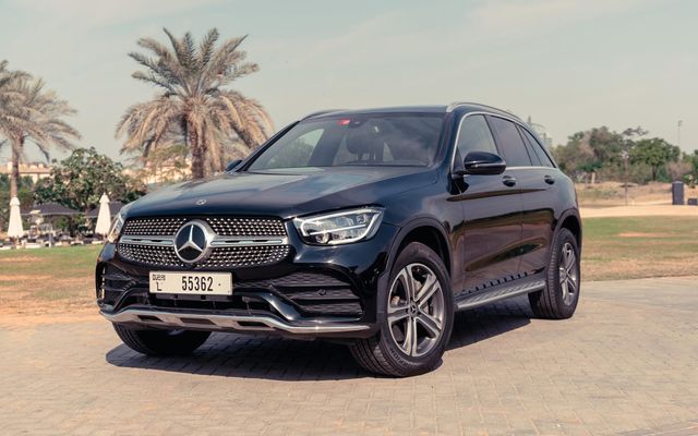 MERCEDES GLC 300 - image 1