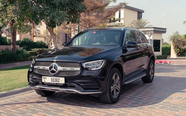 MERCEDES GLC 300 - image 3
