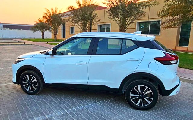 NISSAN KICKS - image 2