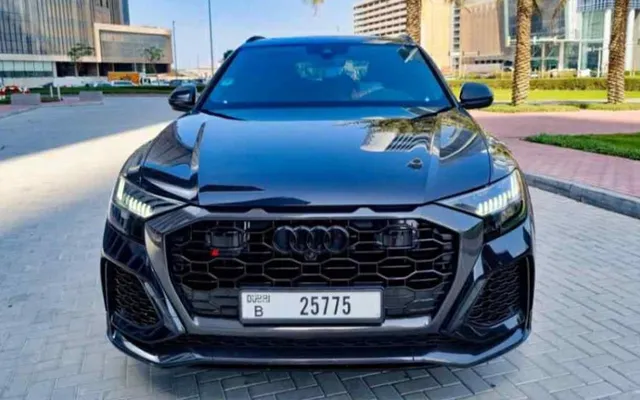 AUDI RS Q8 - 2022 - image 3