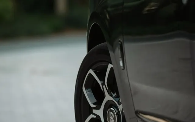 Rolls Royce Rolls Royce Black Badge Cullinan - image 4