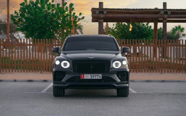 Bentley BENTAYGA – Picture 3