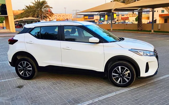 NISSAN KICKS - image 4