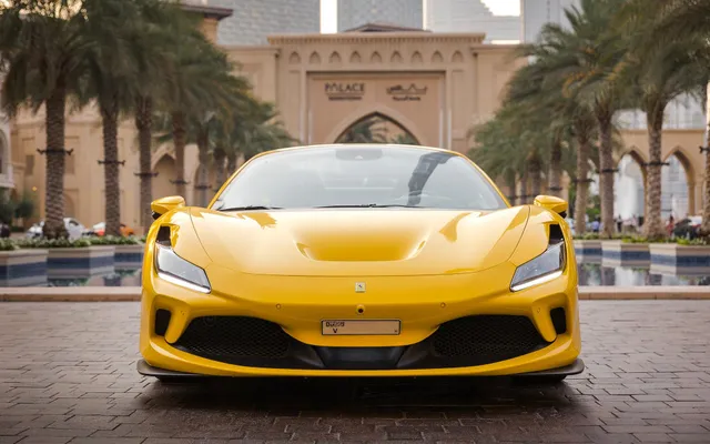 Ferrari F8 spyder - image 3