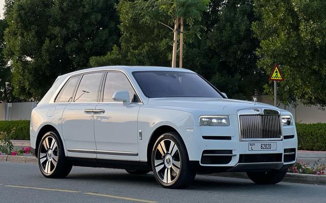 CADILLAC ESCALADE - image 3