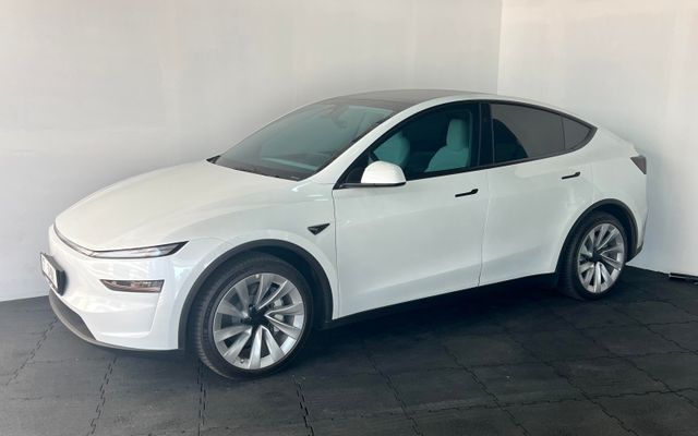 Tesla Model Y - image 2