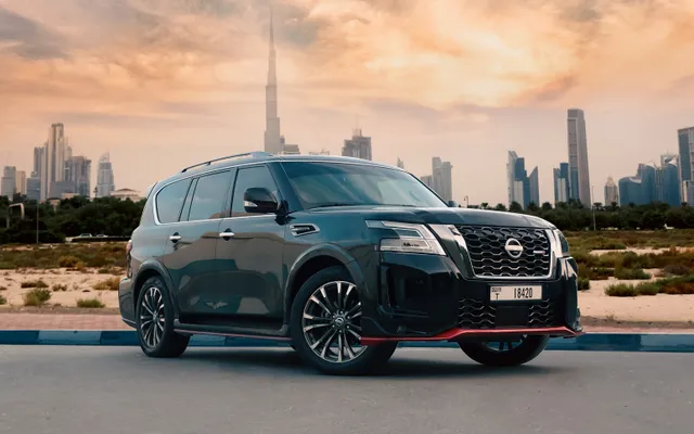 Nissan Patrol Nismo Black - image 4
