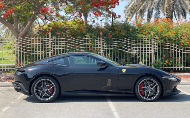 FERRARI ROMA - image 2