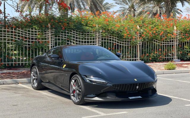 FERRARI ROMA - image 4