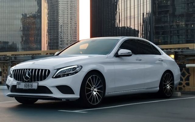 Mercedes Benz C-Series - image 1