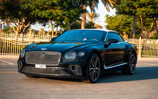 Bentley Continental GTC Mulliner - image 1