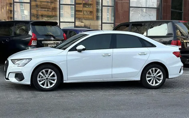 AUDI A3 2024 - image 2