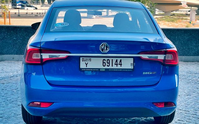 MG MG 5 MID - image 4
