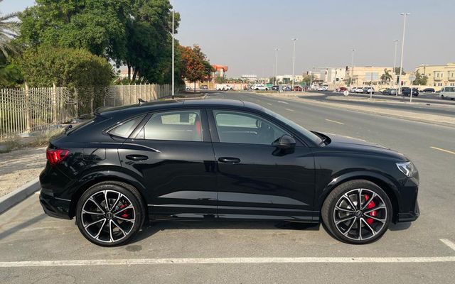 AUDI RS Q3 - image 2