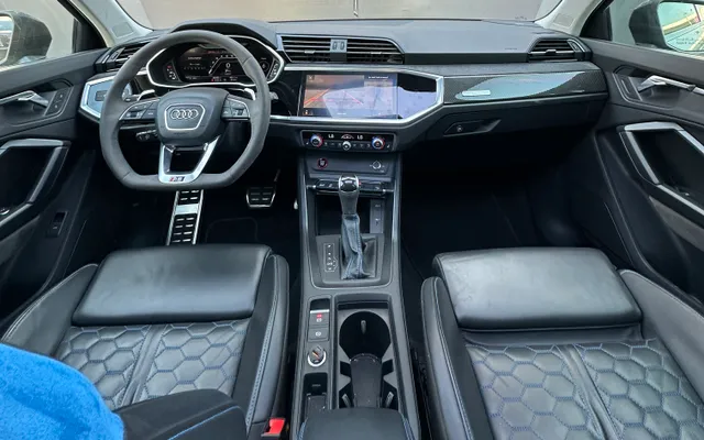AUDI RS Q3 - image 4