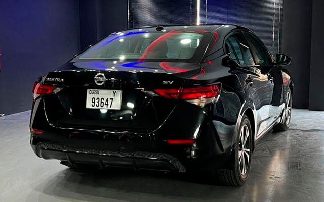 NISSAN SENTRA - image 2
