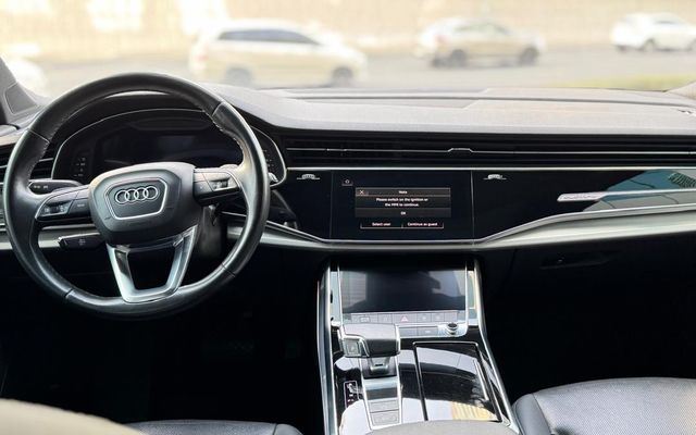 Audi Q7 - image 4