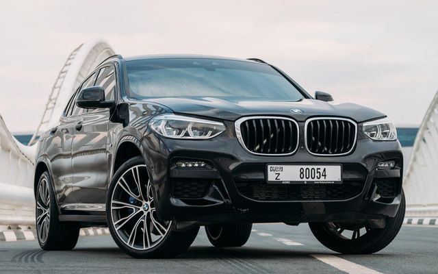 BMW X4 - image 1