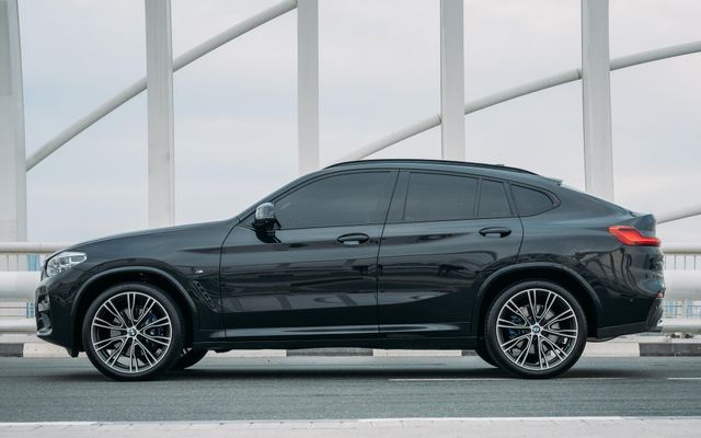 BMW X4 - image 2