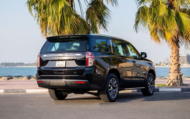 CHEVROLET TAHOE - image 2