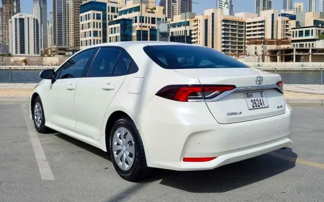 TOYOTA COROLLA - 2022 - image 3