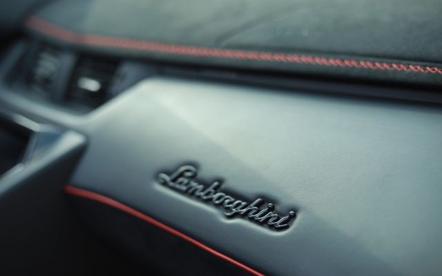 Lamborghini Aventador SVJ - image 4