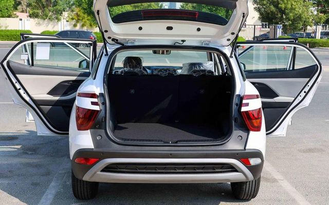 Hyundai Creta STD - image 4