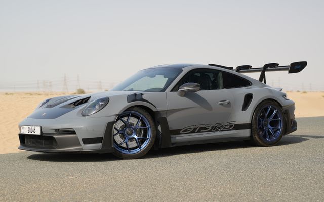 PORSCHE GT3 RS - image 2