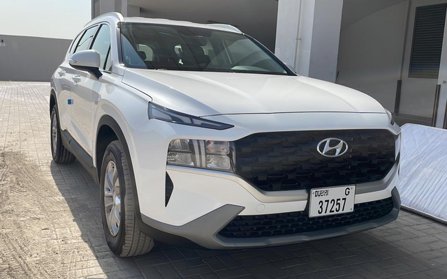 Hyundai Santa Fe - image 2