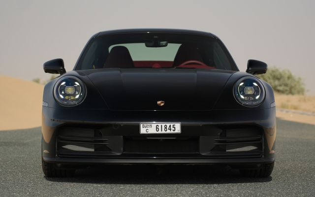PORSCHE 911 CARERRA - image 3