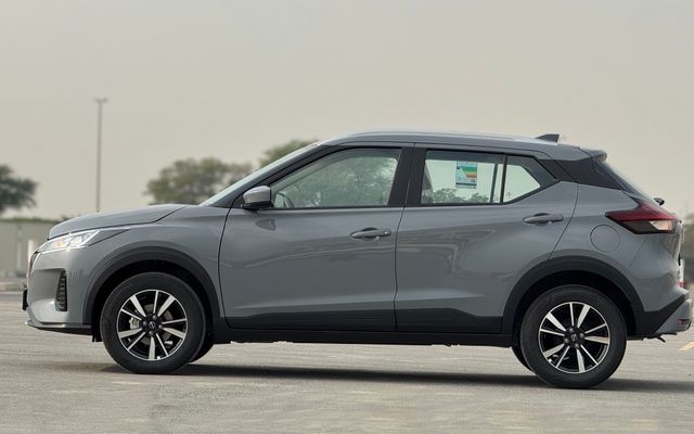 NISSAN KICKS - image 2