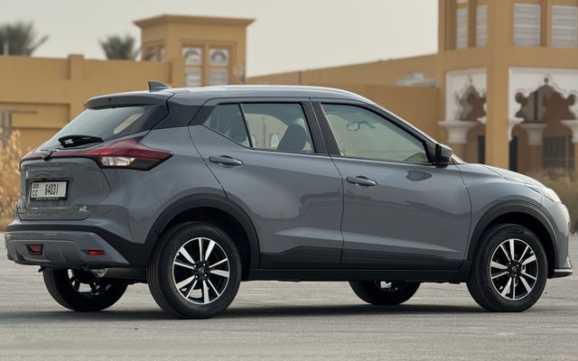 NISSAN KICKS - image 4