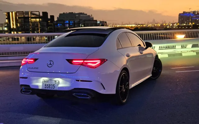 Mercedes CLA250 - image 4