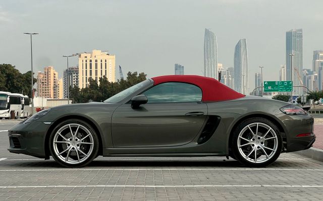 PORSCHE BOXSTER 2025 - image 2