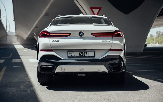 BMW X6 - image 4