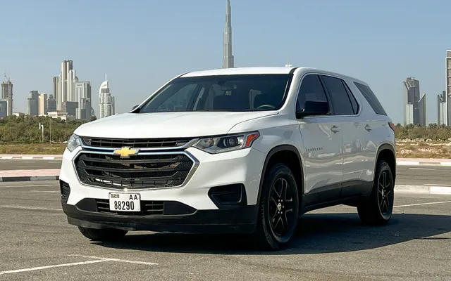 Chevrolet Traverse - image 1