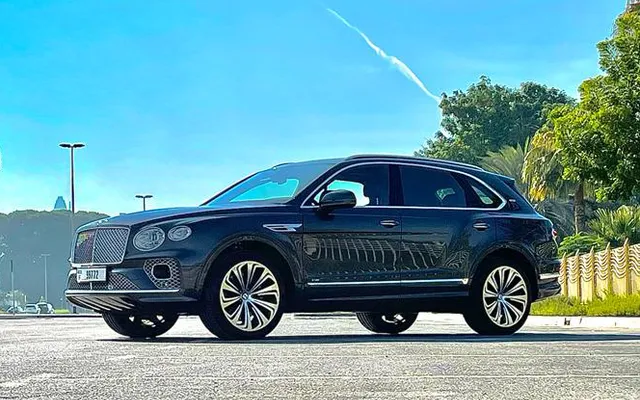 BENTLEY BENTAYGA - image 1