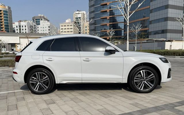 AUDI Q5 - 2024 - image 4