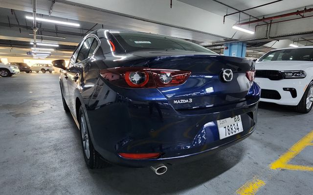 Mazda 3 - image 3