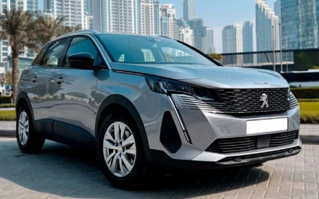 PEUGEOT 3008 - image 1