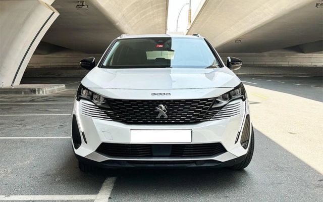 PEUGEOT 3008 - image 2